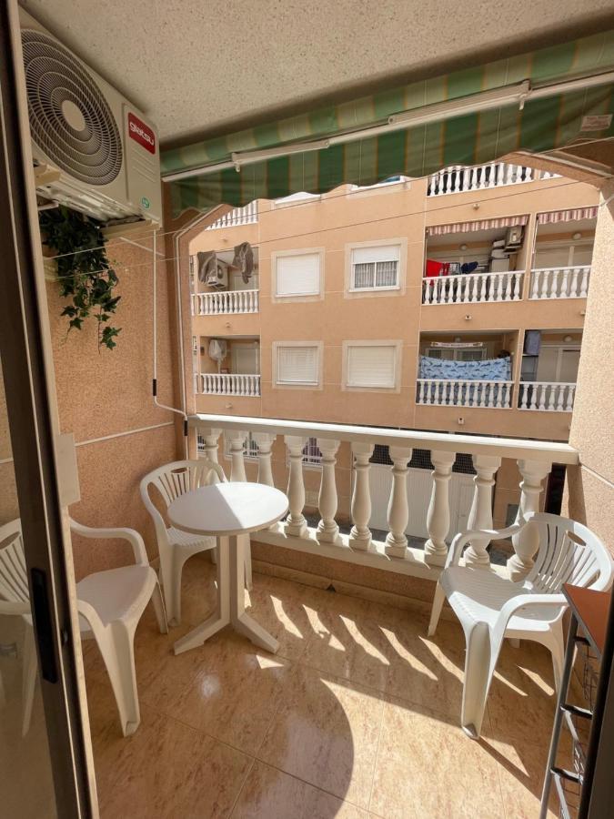 Apartment Goya Torrevieja Extérieur photo